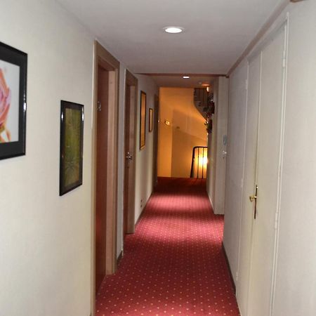Saint Ferreol Hotel Marseilles Buitenkant foto