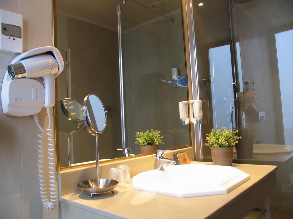 Saint Ferreol Hotel Marseilles Kamer foto