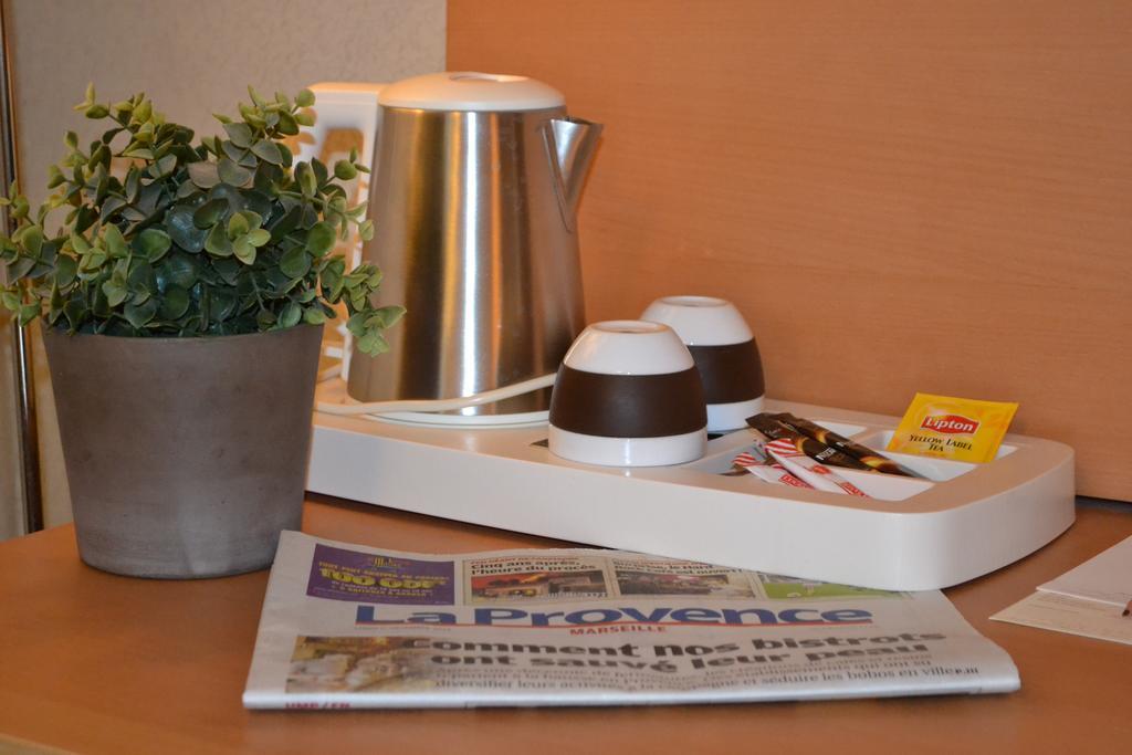 Saint Ferreol Hotel Marseilles Buitenkant foto