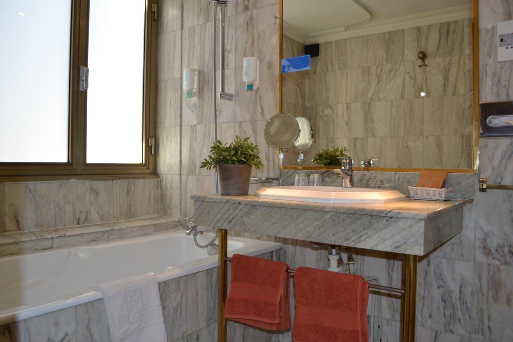 Saint Ferreol Hotel Marseilles Kamer foto