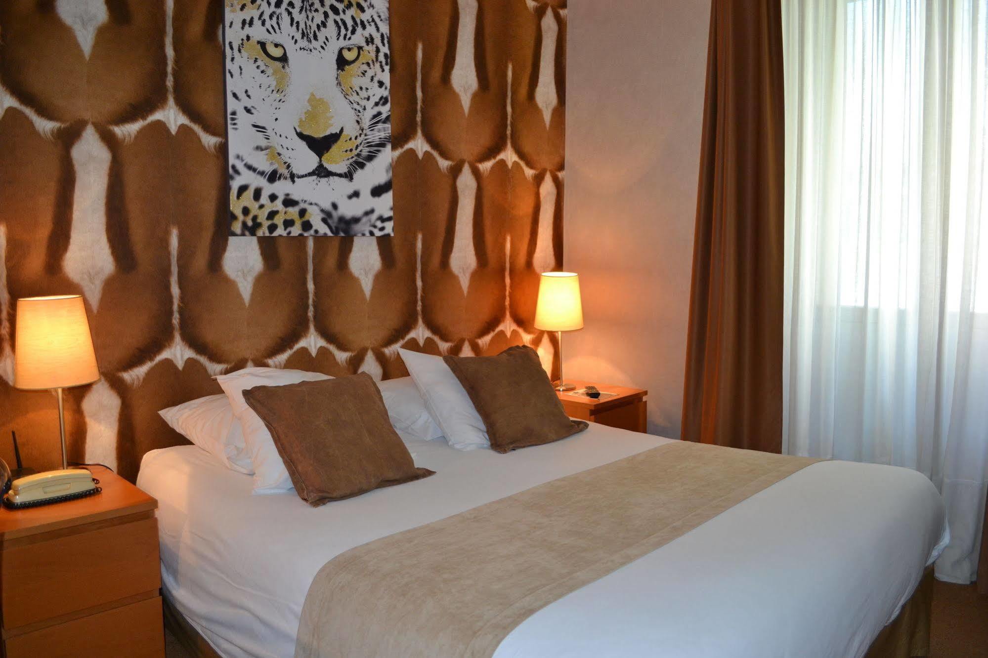 Saint Ferreol Hotel Marseilles Buitenkant foto